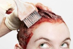 Trik wanita bagaimana berkesan menghilangkan pewarna rambut dari kulit wajah dan kulit kepala